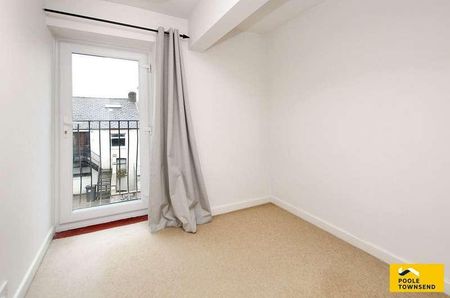 Ulverston, Cumbria, LA12 - Photo 5