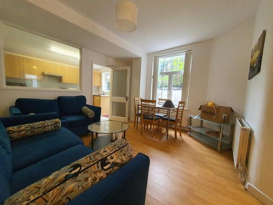 5 bedroom semi-detached house to rent - Photo 1