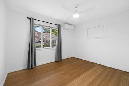19 Noreen Street, Chapel Hill QLD 4069 - House For Rent | Domain - Photo 5