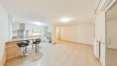 Location Appartement 3 pièces 68m² VALENCE 26000 - Photo 3