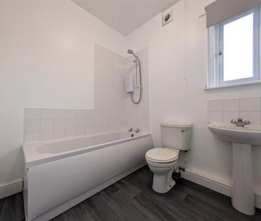 2 bedroom semi-detached house to rent - Photo 1