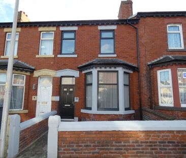 George Street - Photo 1