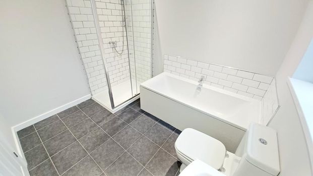 3 bedroom terraced house to rent - Photo 1