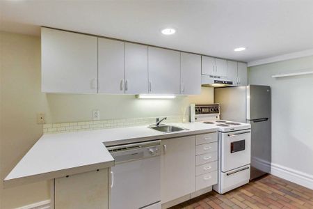 For Lease - 26 Beaconsfield Avenue Unit# Lower, Toronto, Ontario - Photo 2