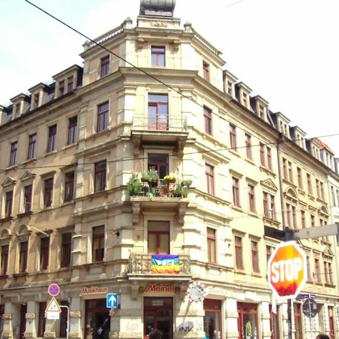 Schöne 2-Zimmerwohnung mit Aufzug im bunten Szeneviertel ab 01.05.26 zu vermieten - Photo 2