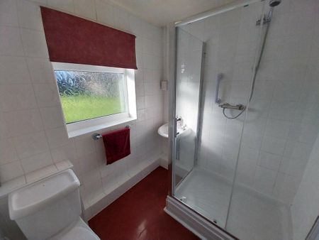 2 bedroom bungalow to rent - Photo 4