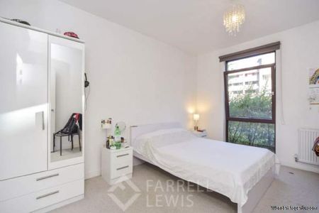 3 bedroom property to rent in London - Photo 5