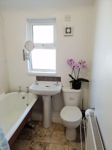 5 bedroom terraced house to rent - Photo 2