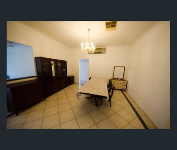 Perfect Location.. walking distance to Primary School.. - Photo 2