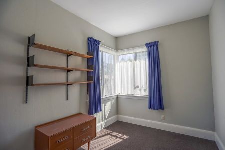 SOCKBURN – 4 BEDROOM, 1 BATHROOM - Photo 2