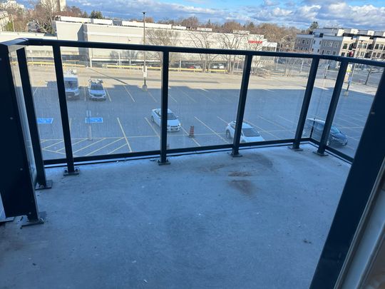 For Lease - 123 Maurice Drive, Oakville, Ontario - Photo 1