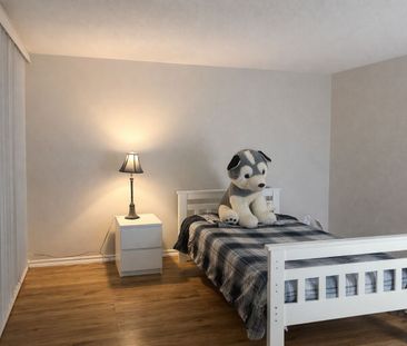 For Lease - 332 Scottsdale Drive, Guelph, Ontario - Photo 1