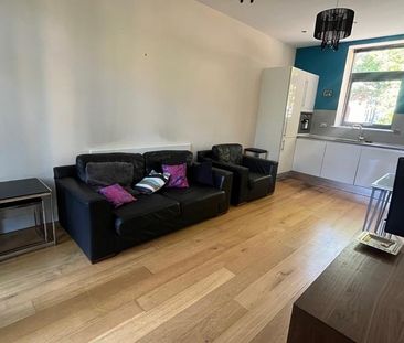3 bedroom townhouse to rent - Photo 3