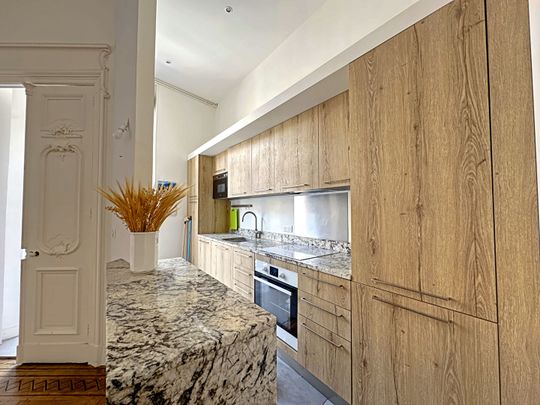 TOULOUSE - Saint-Etienne TOULOUSE - Spacieux T3 de 125.30 m² avec balcon et ascenseur, - Photo 1