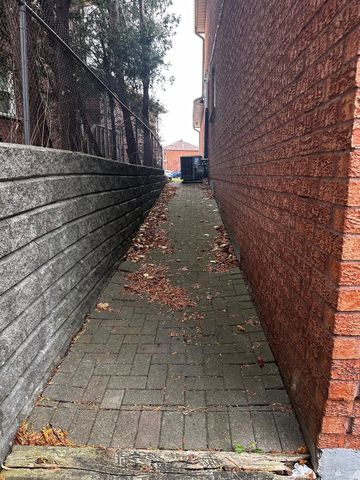 For Lease - 29 Moeller Court, Toronto, Ontario - Photo 5