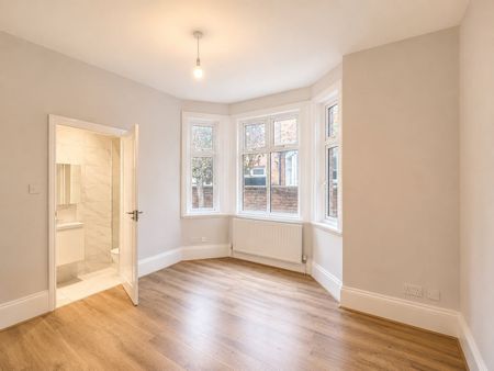 3 Bed Flat, Dean Road, NW2 - Photo 4