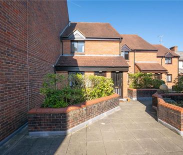 1 bedroom maisonette to rent - Photo 2