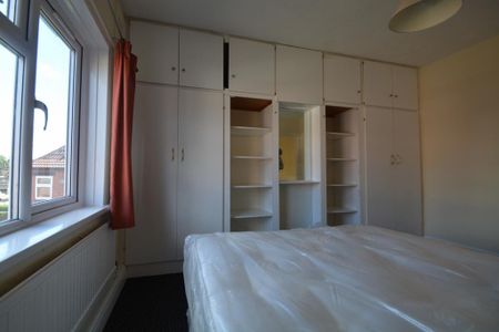 3 bedroom house share to rent - Photo 4