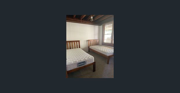 2 bedroom cottage in a beautiful bush setting - Photo 1
