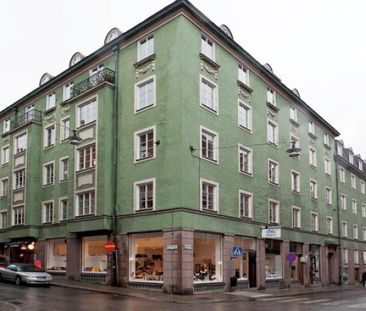Regeringsgatan, Stockholm - Photo 5
