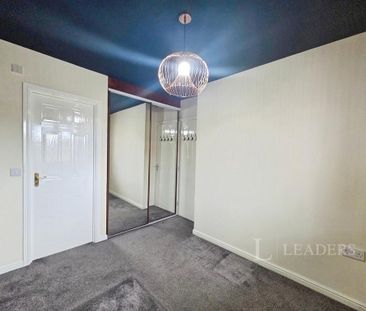 3 bedroom terraced house to rent - Photo 3