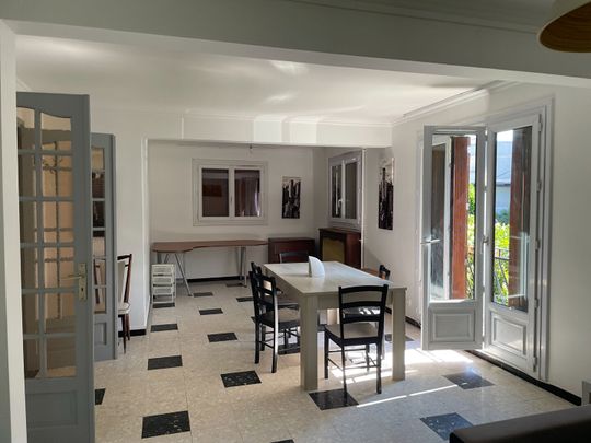 Location Maison 6 pièces 169m² - Photo 1
