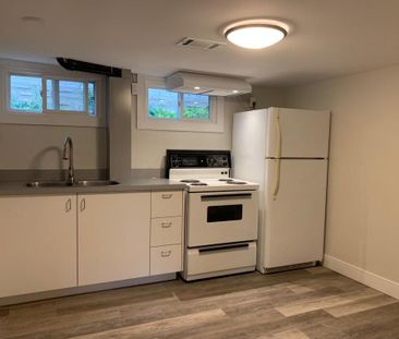 For Lease - 251 Erb Street Unit# Bsmt, Waterloo, Ontario - Photo 6