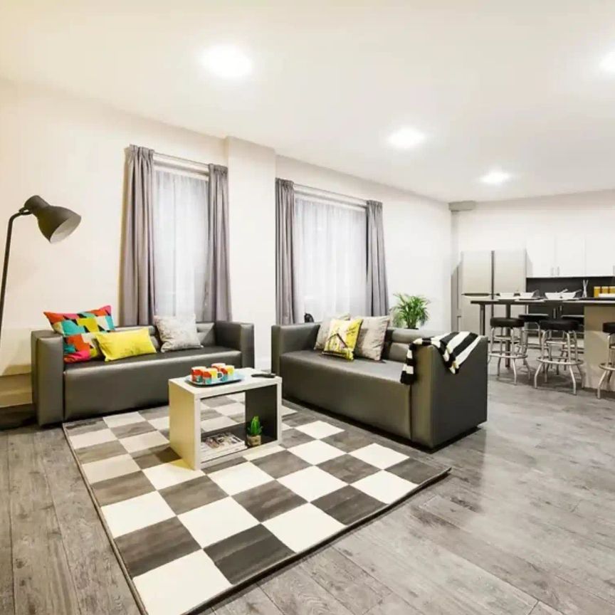 Standard Ensuite - Photo 1