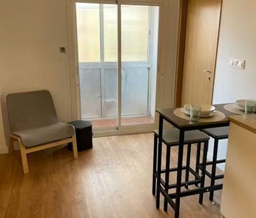 Carrer d'Alcanyís, Valencia, Valencian Community 46019 - Photo 2