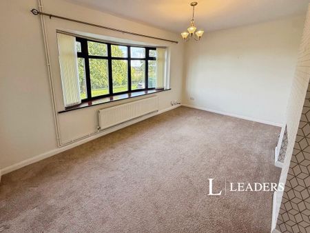 3 bedroom semi-detached house to rent - Photo 2