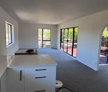 Stunning 4BR Home in Half Moon Bay! - Photo 3