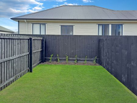 14/101 Mackworth Street, Woolston - Photo 4