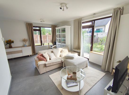 Verniewde woning met 3 slaapkamers, mooie tuin en garage. - Foto 1