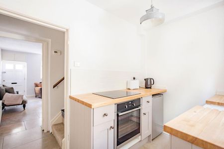 2 bedroom terraced house to rent - Photo 5