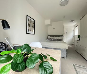 Studio Flat, Stmary Place, SO14 - Photo 1