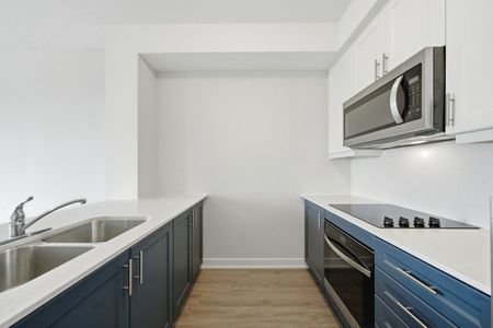 For Lease - 600 North Service Road Unit# 414, Hamilton, Ontario - Photo 2