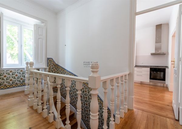 Apartamento T4 em Lisboa