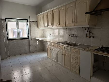 Apartamento T2 em Lisboa - Photo 2