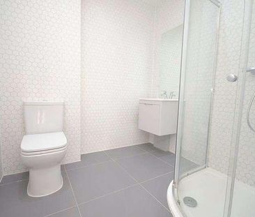 Malvern Road, Hornchurch, Essex, RM11 - Photo 6