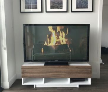 8th Floor @ Brooklyn – Utilities Included! - Photo 1