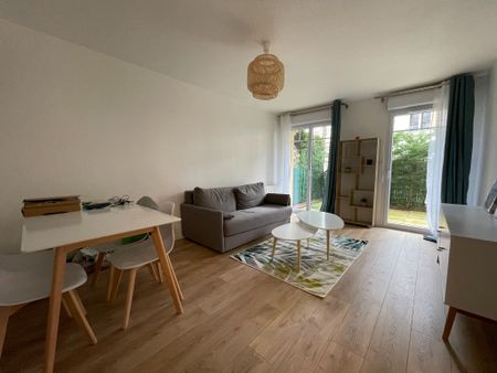 Location Appartement 2 pièces 42m² - Photo 2