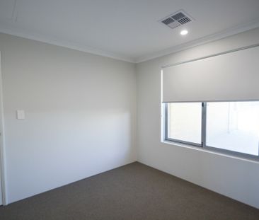 Brand New Two Bedroom Dual Living Property! - Photo 6