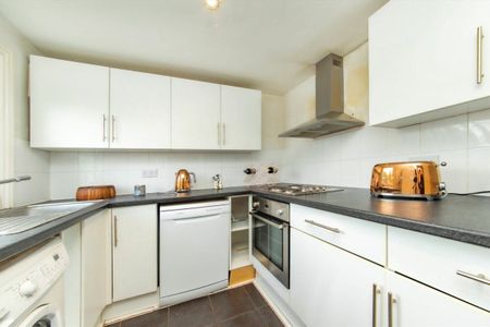 Warwick Road, Earls Court, SW5 - Photo 2