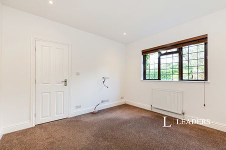 2 bedroom barn conversion to rent The Street, Ewhurst, Cranleigh, Surrey, GU6 - Photo 5