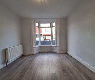 4 Bed Terraced House, Almond Road, N17 - Photo 1