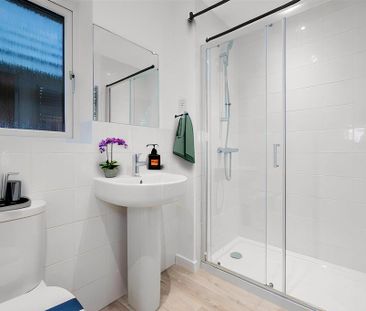 3 bedroom terraced house to rent - Photo 6