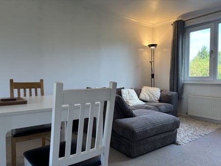 Broomhill Court, Stirling - Photo 3