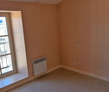 Location appartement 2 pièces - 45.43m² à Saint maixent l ecole (79... - Photo 2