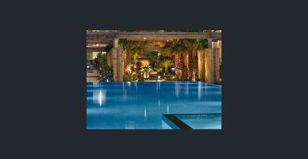 Penthouse Luxury Hotel Resort Style Living at its best - Photo 5