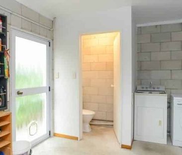 Terrific on Toop Street - Photo 2